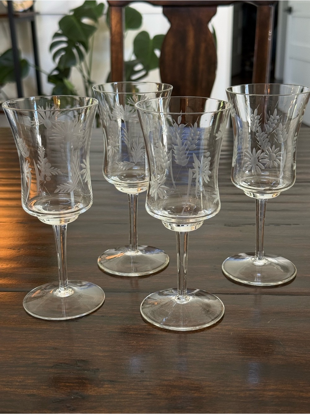 Vintage Crystal Etched Glasses - Clear (Set of 4)